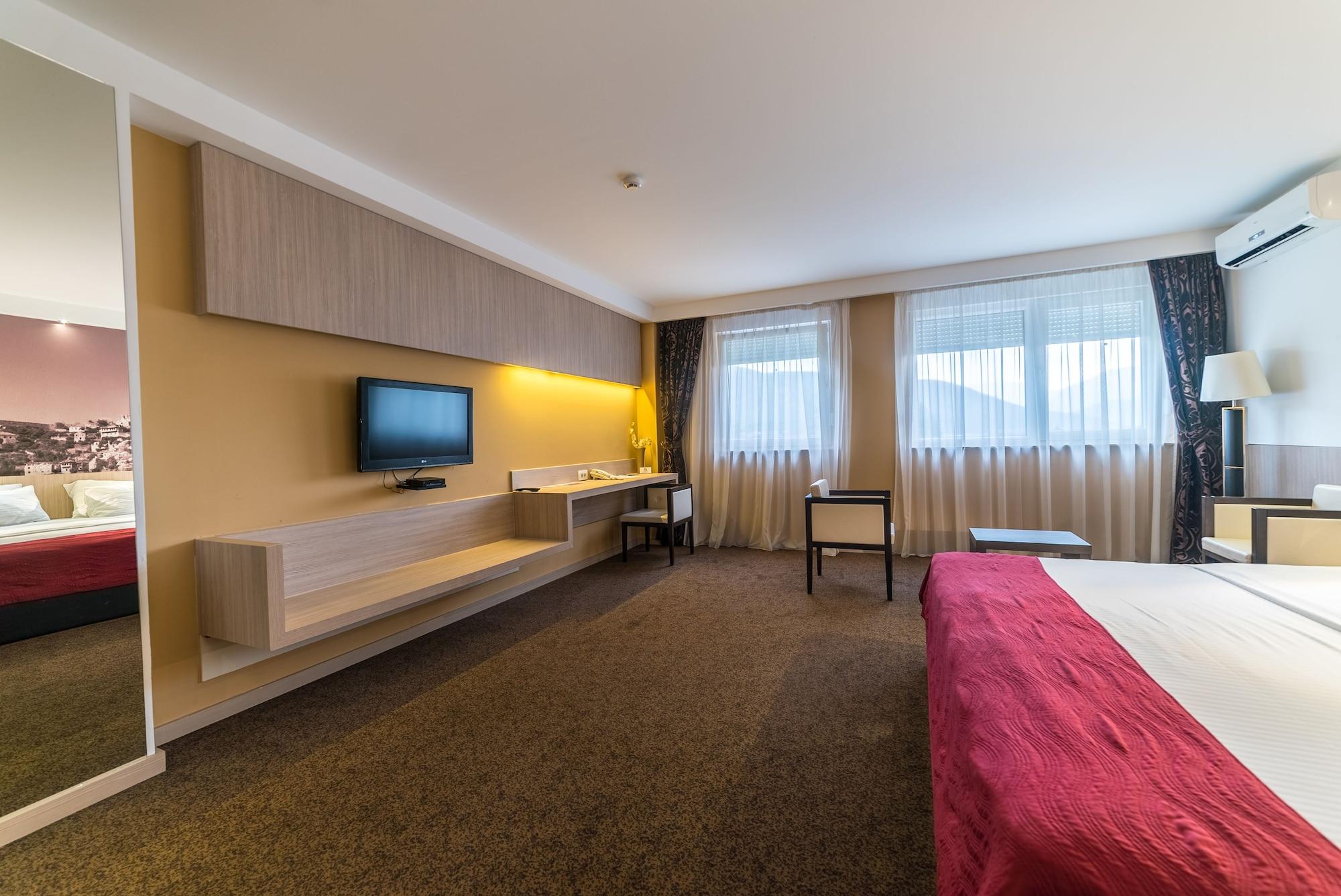 City Hotel Mostar Ngoại thất bức ảnh