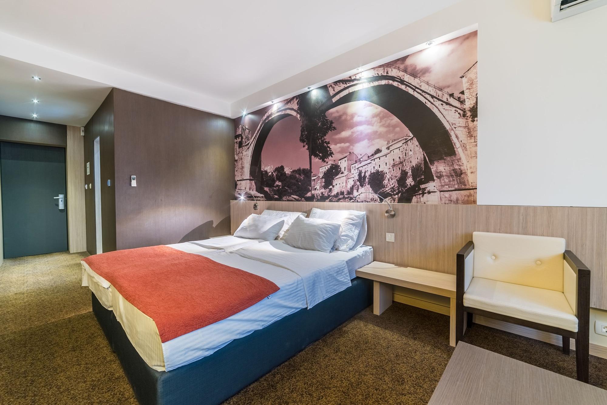 City Hotel Mostar Ngoại thất bức ảnh